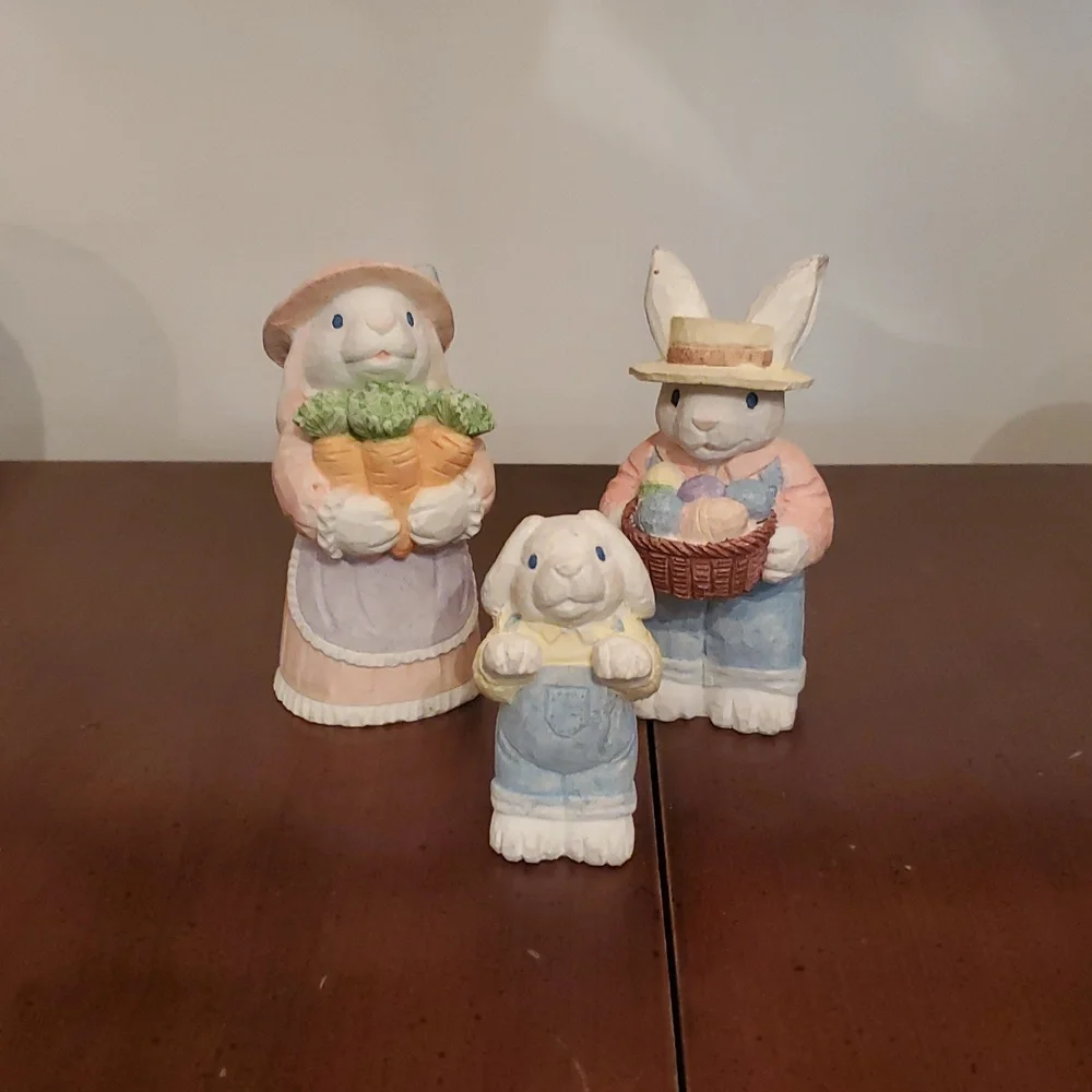 Charming Bunny 🌻 Family Figurines EASTER SPRING Decor
